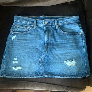 Levis denim mini skirt